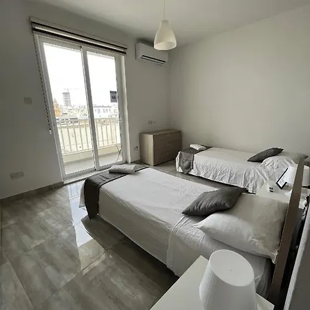 Lejlighed F8 Modern And Bright In Malta