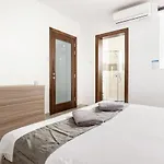 F8 Modern And Bright In Malta