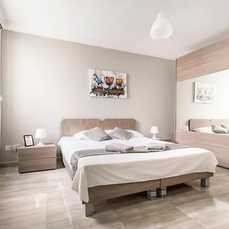 F8 Modern And Bright In Malta Lägenhet *
