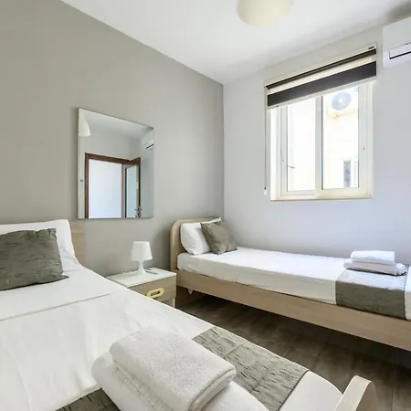 Lägenhet F8 Modern And Bright In Malta *