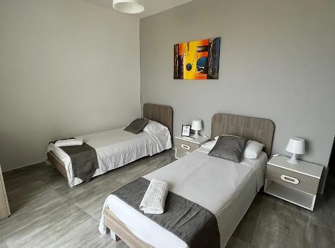 Apartament F8 Modern And Bright In Malta *